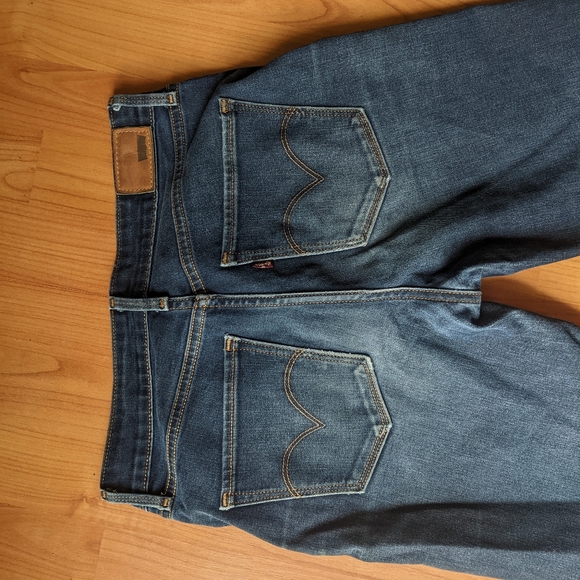 Levis Skinny Jeans - Picture 6 of 8